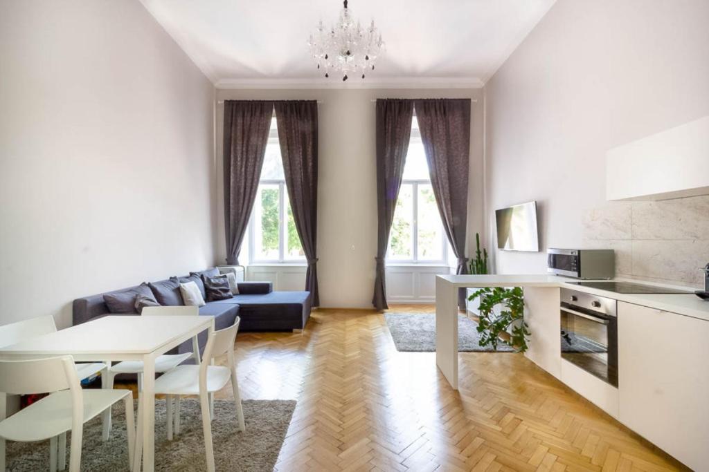 Luxury Lisbeth Apartman Budapest Bagian luar foto